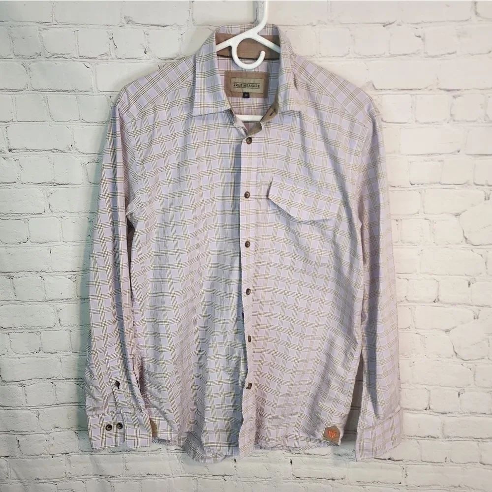 Men's True Measure button-down shirt, size Medium